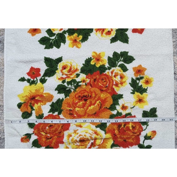 Vintage Bath Towel Set of 2 Gold Orange Brown Green Colors Flowers Retro Fringe - Picture 9 of 10